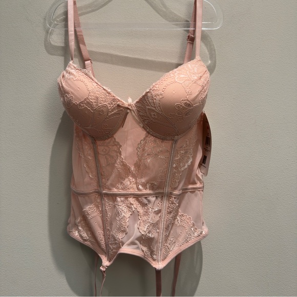 NWT- Rene Rofe Light Pink Blush Lace Bustier With Garters Lingerie Small Womens - Picture 1 of 7